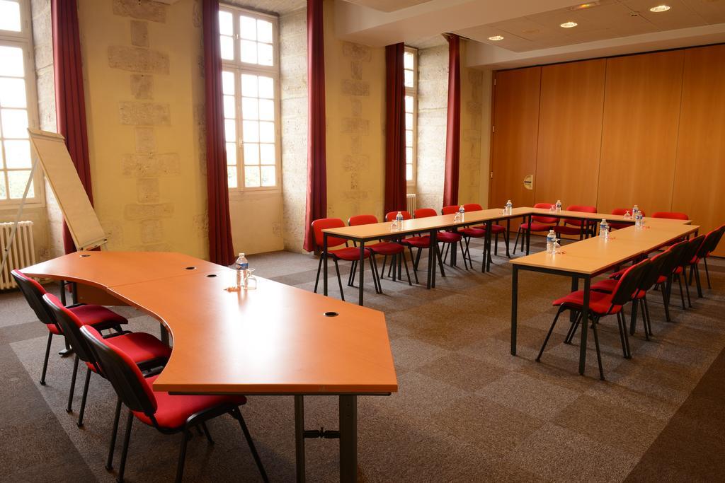 Hotellerie Saint Yves Chartres Exterior foto