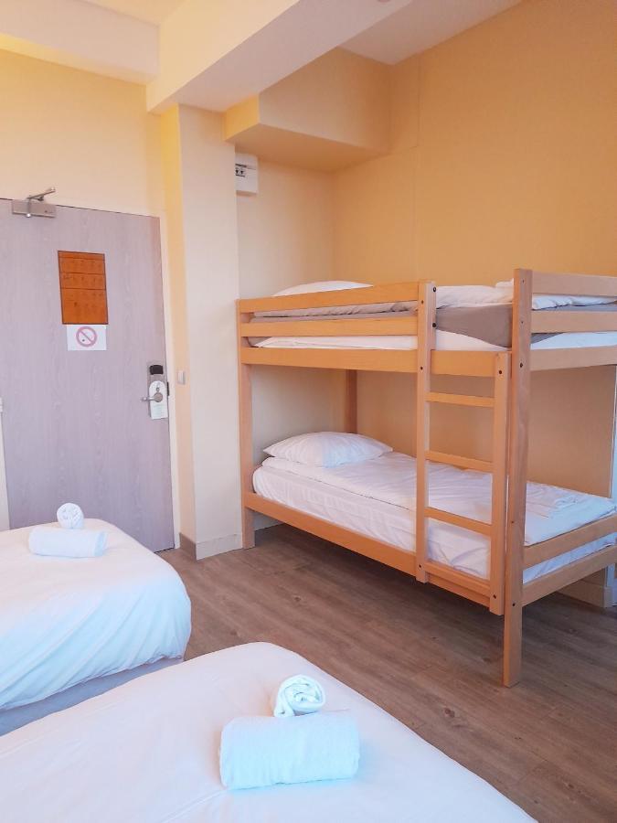 Hotellerie Saint Yves Chartres Exterior foto