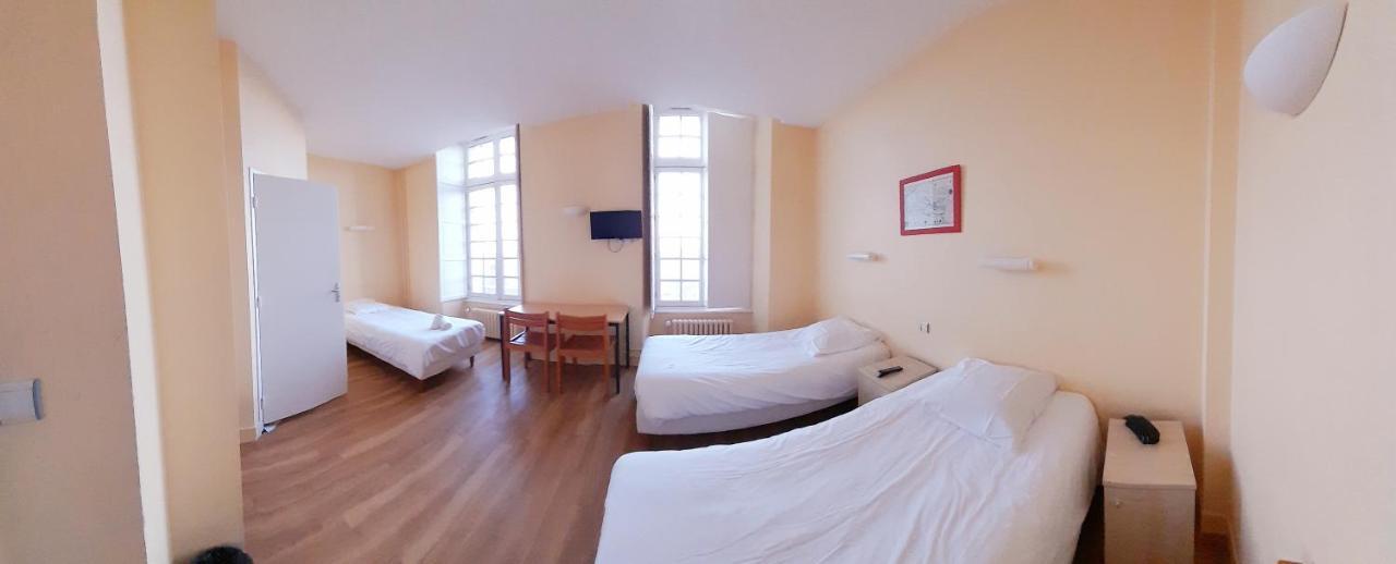 Hotellerie Saint Yves Chartres Exterior foto